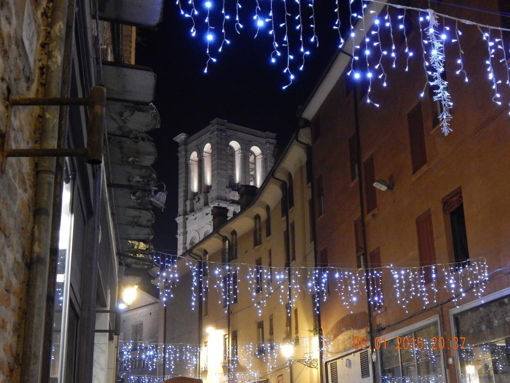 Hotel Nazionale Ferrara Bagian luar foto